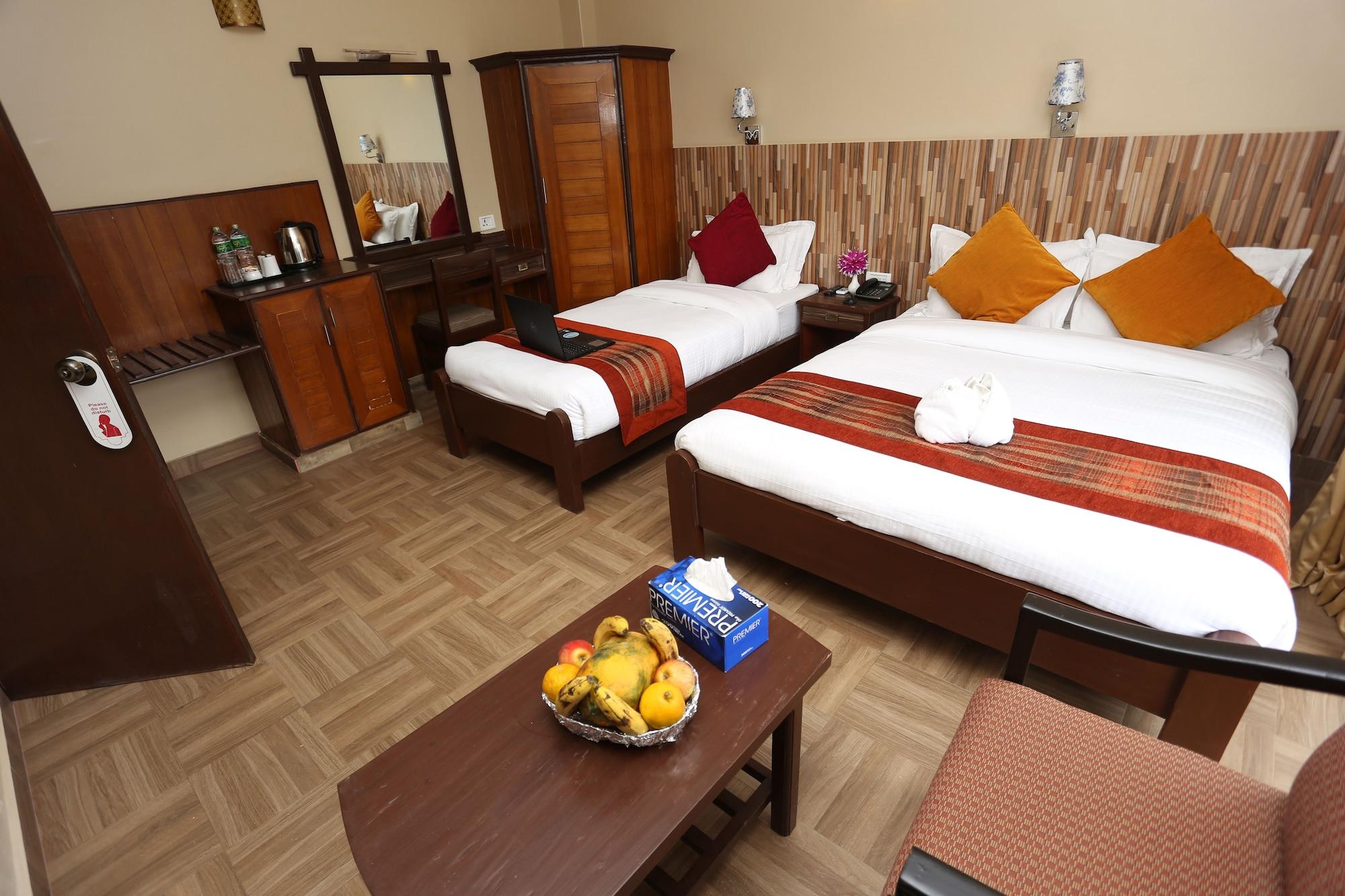 Pokhara Choice Inn Buitenkant foto