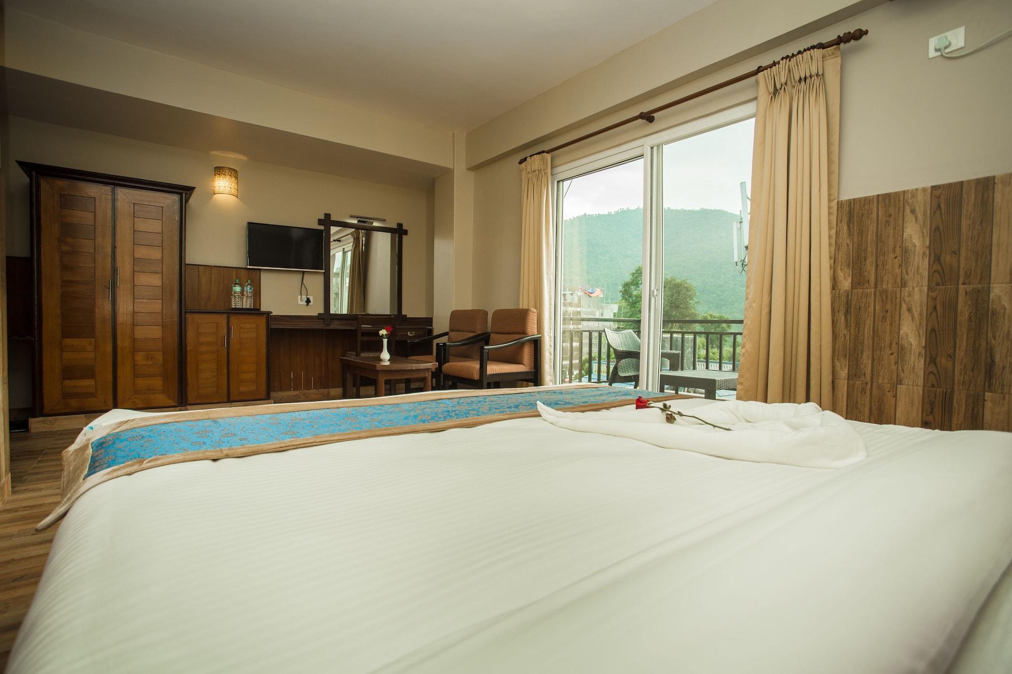 Pokhara Choice Inn Buitenkant foto