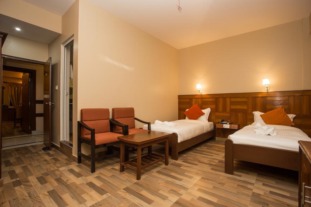 Pokhara Choice Inn Buitenkant foto