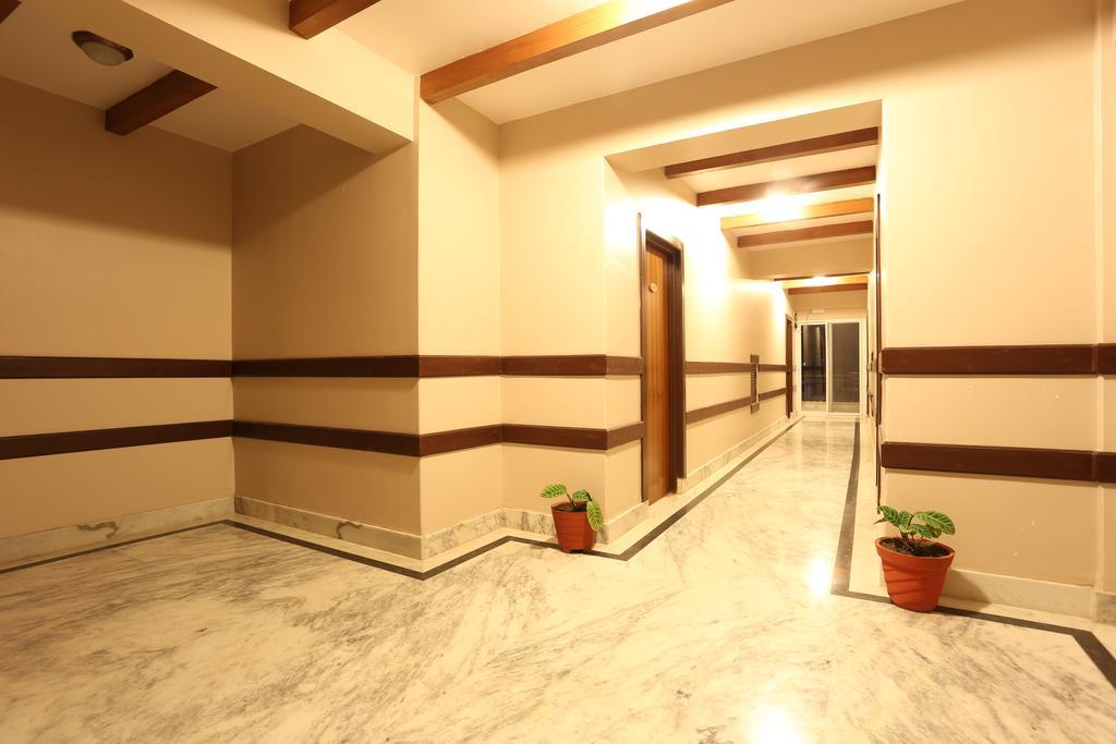 Pokhara Choice Inn Buitenkant foto