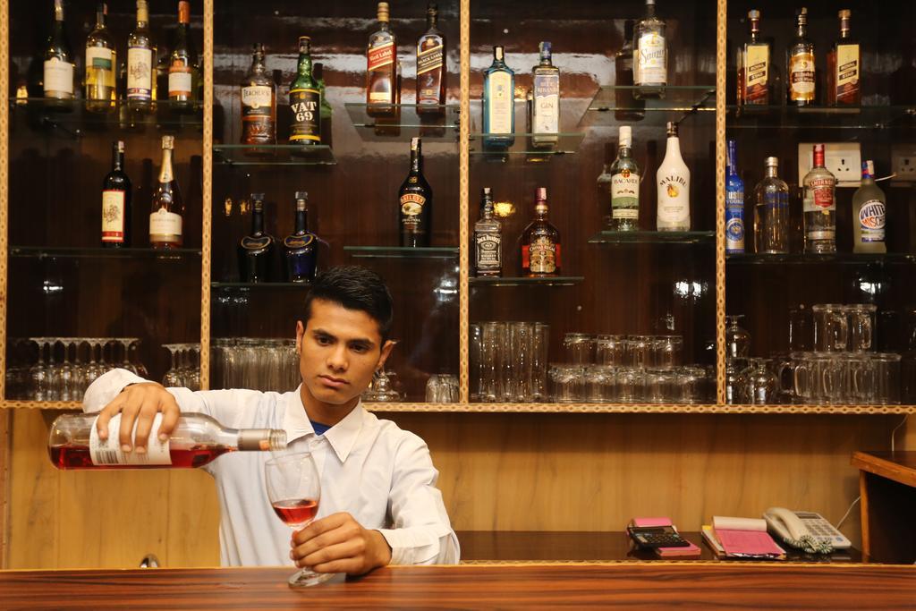 Pokhara Choice Inn Buitenkant foto