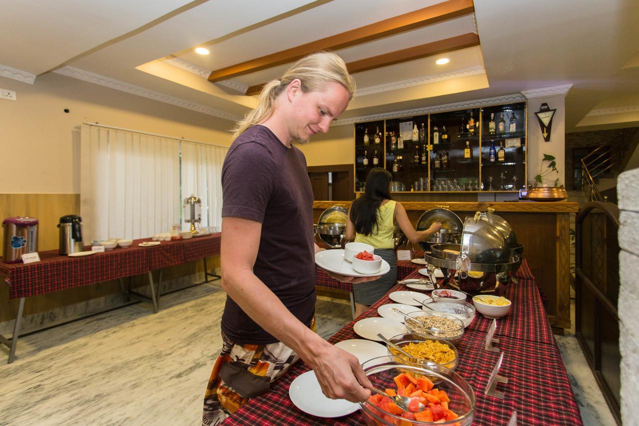Pokhara Choice Inn Buitenkant foto